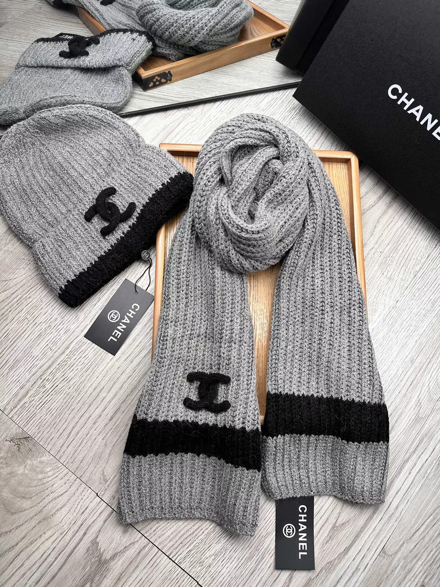 Chanel Hat and Scarf Set StreetReady 3890