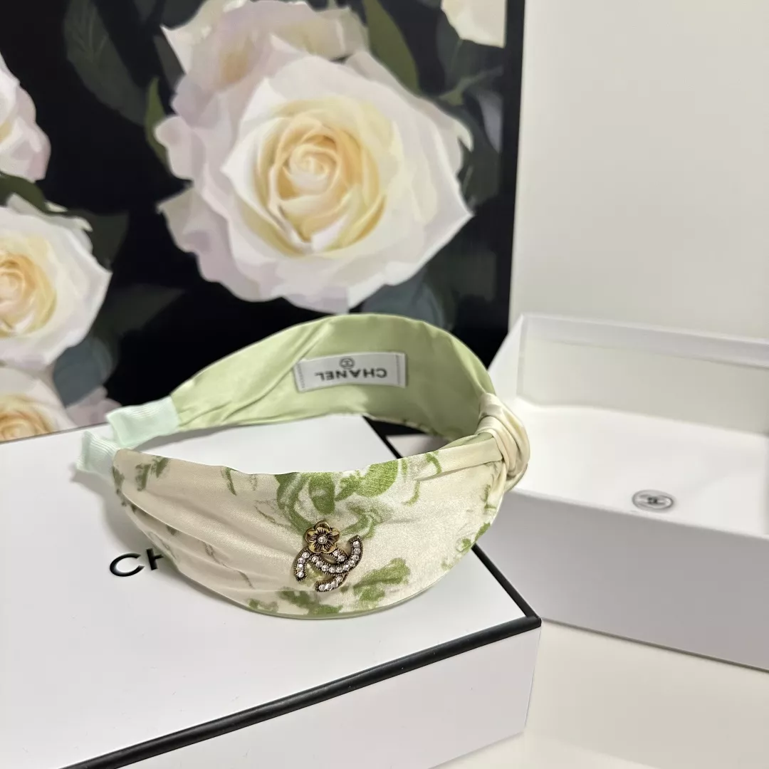 Chanel Headband EyeCatching 8486