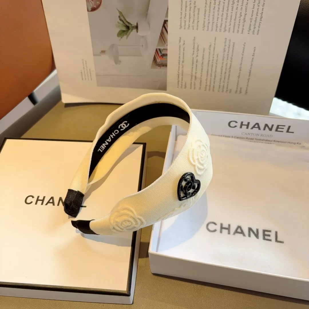 Chanel Headband For Women Sophisticated 7899