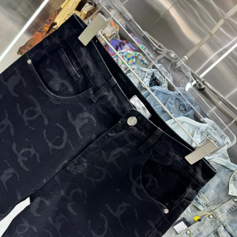 Chanel Jeans For Unisex Vibrant 8011