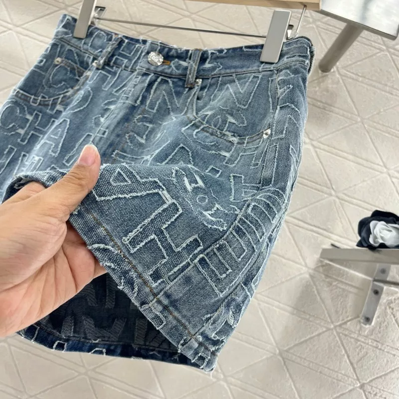 Chanel Jeans For Women Durable 3575