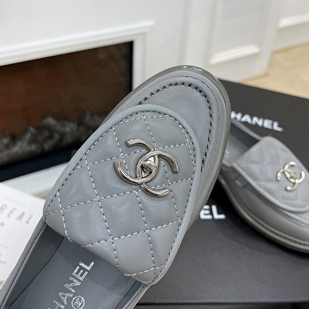 Chanel Leather Shoes For Women Comfortable 3686