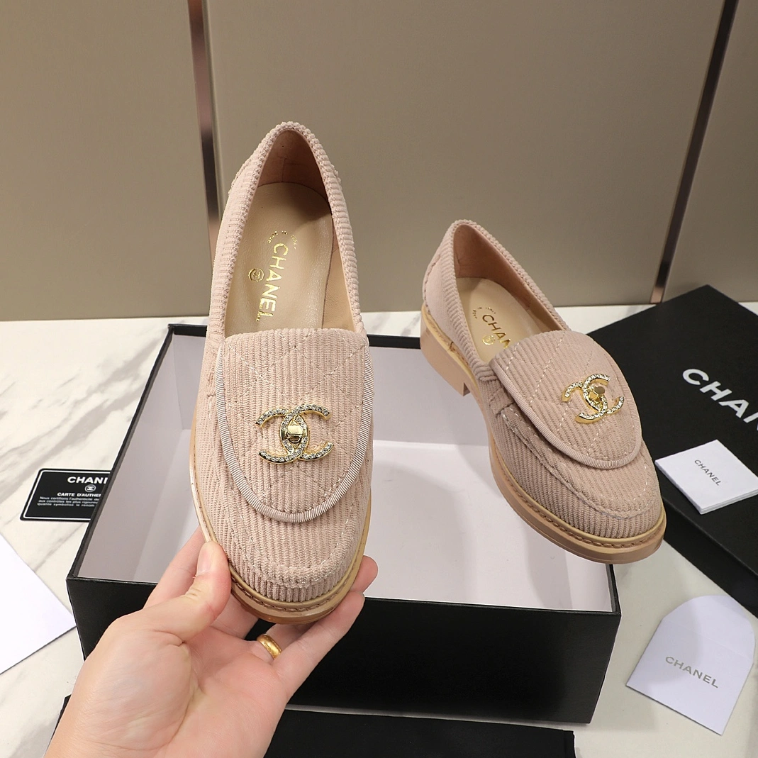 Chanel Leather Shoes For Women Compact 5469