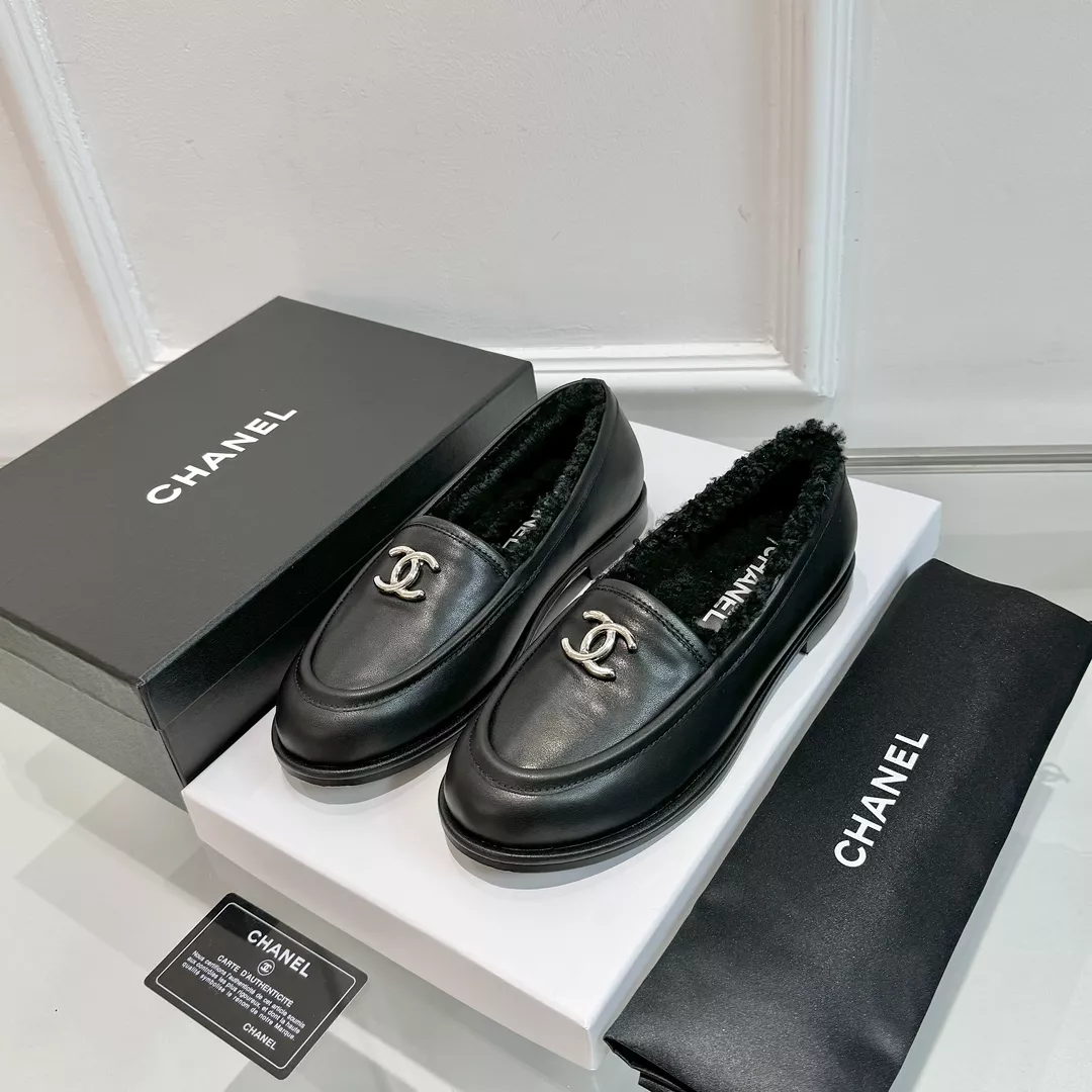 Chanel Leather Shoes For Women Reliable 8272