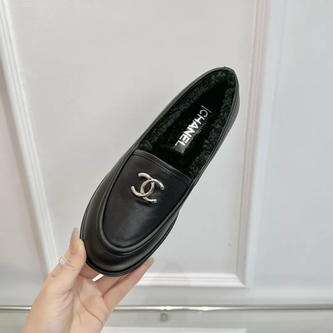 Chanel Leather Shoes For Women Reliable 8272