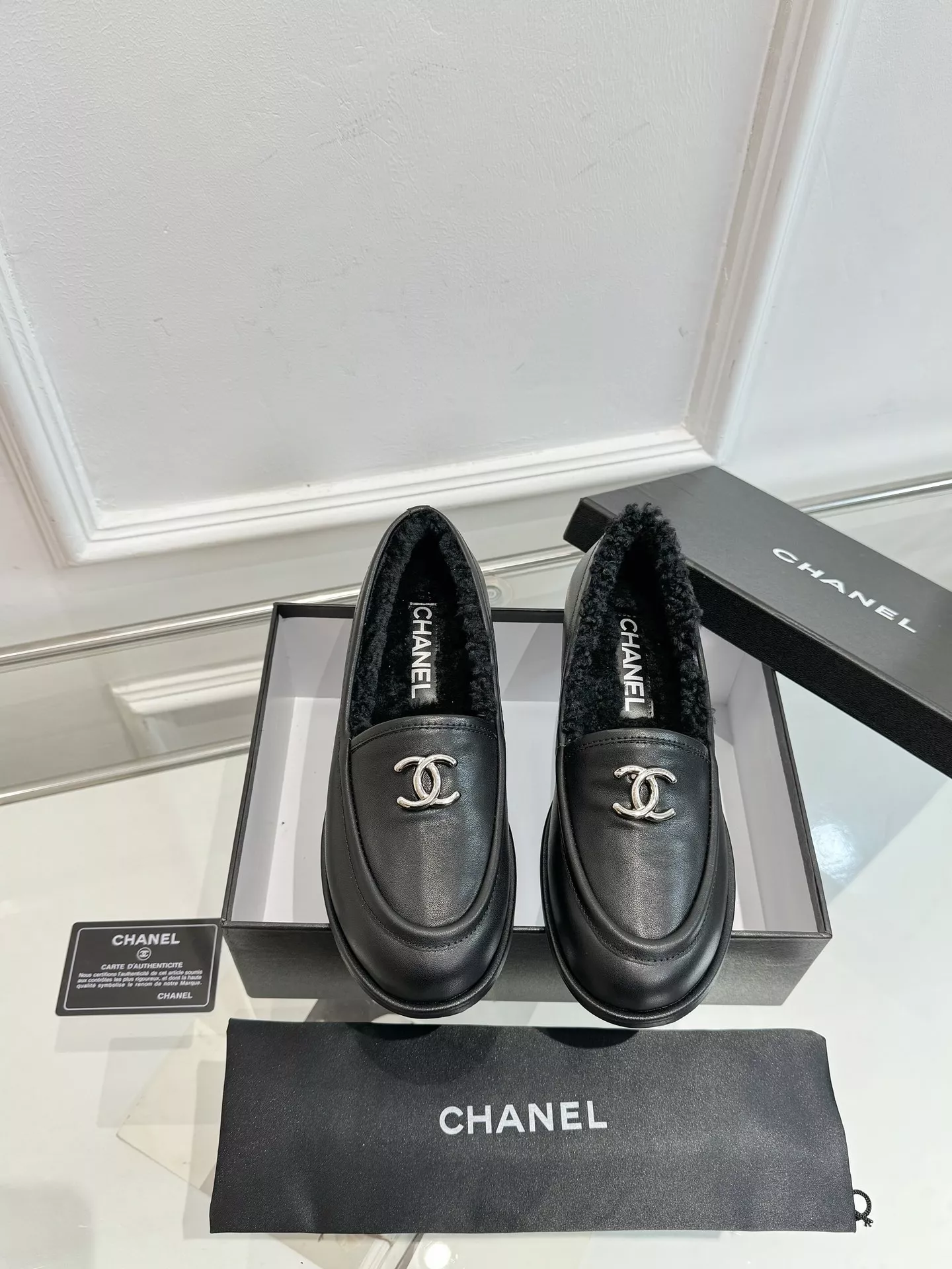 Chanel Leather Shoes For Women Reliable 8272