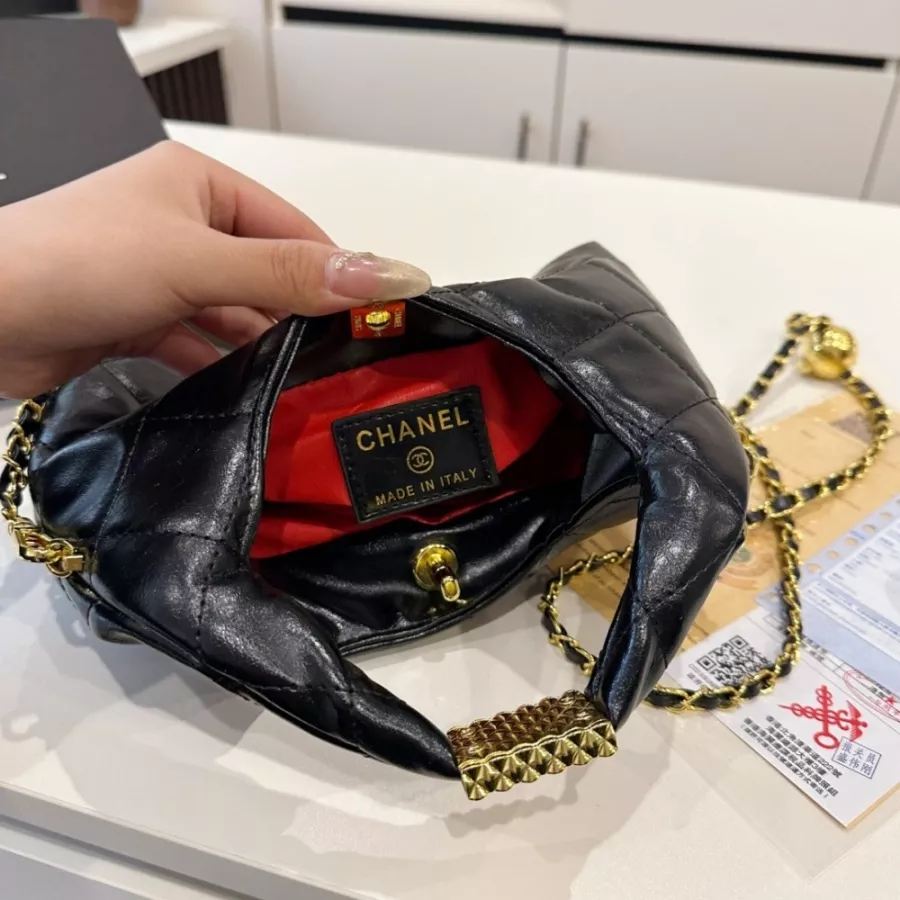 Chanel Messenger Bags For Women Lightweight 3326