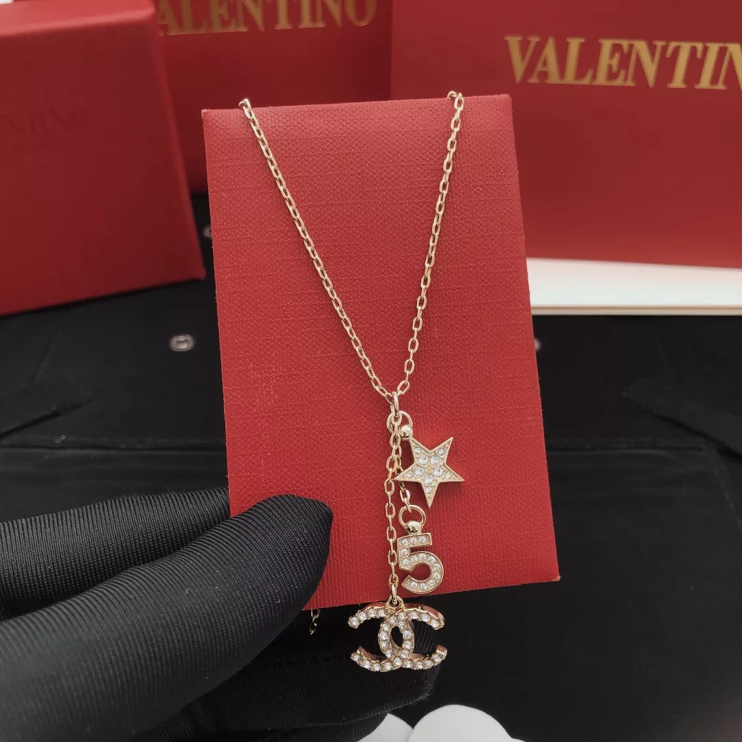 Chanel Necklaces Bright 5180