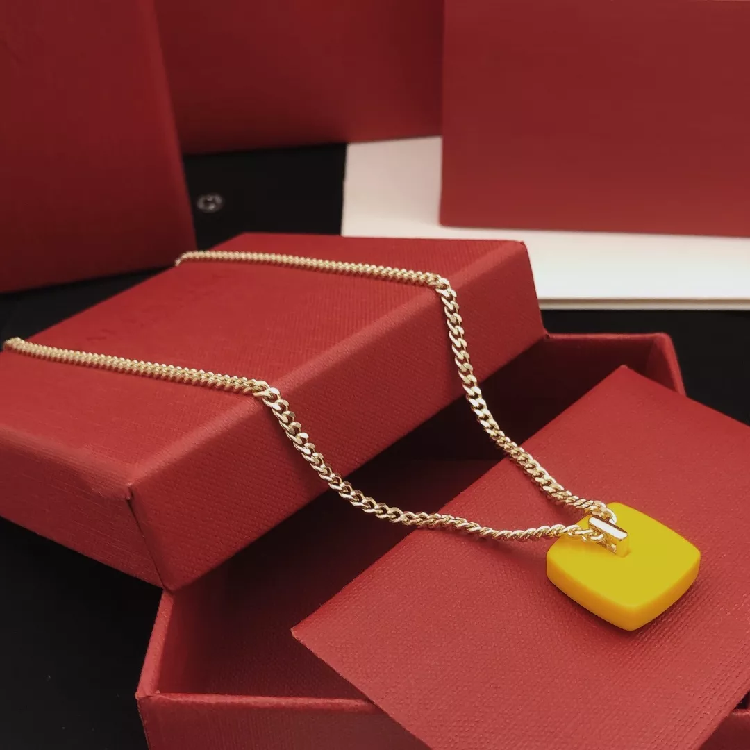Chanel Necklaces Cozy 3537