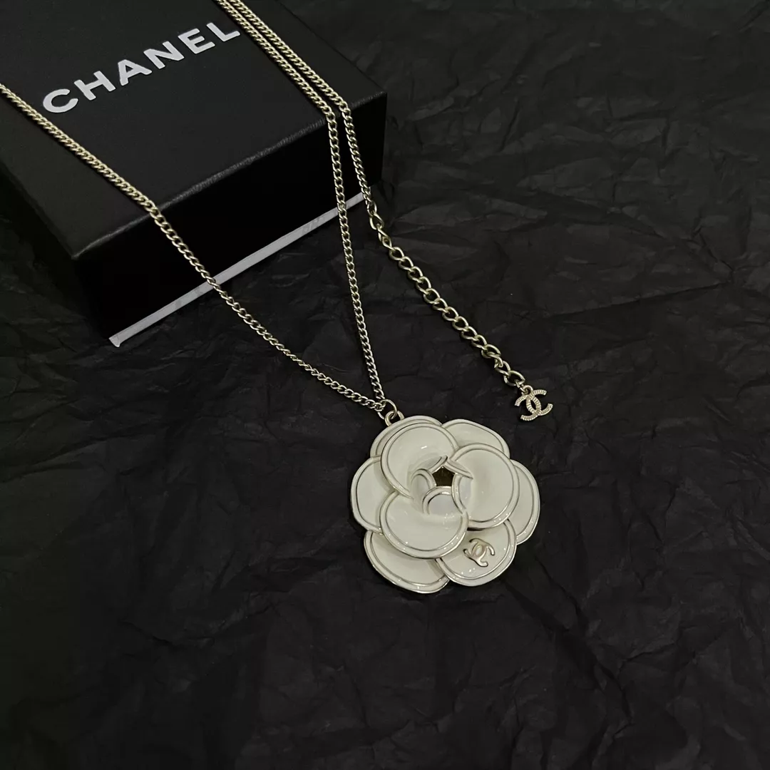 Chanel Necklaces For Women Versatile 2378
