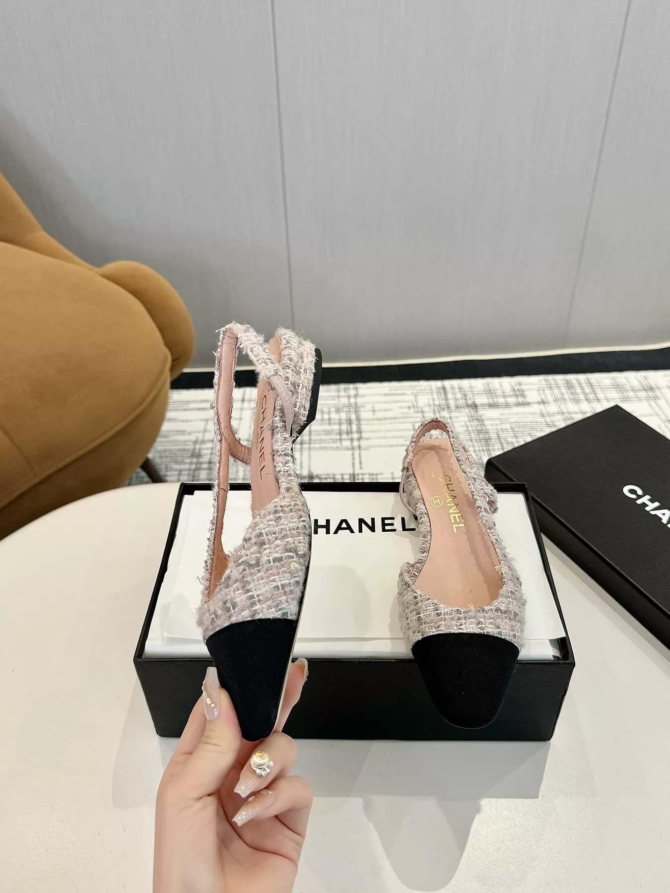Chanel Sandal For Women HighQuality 9081