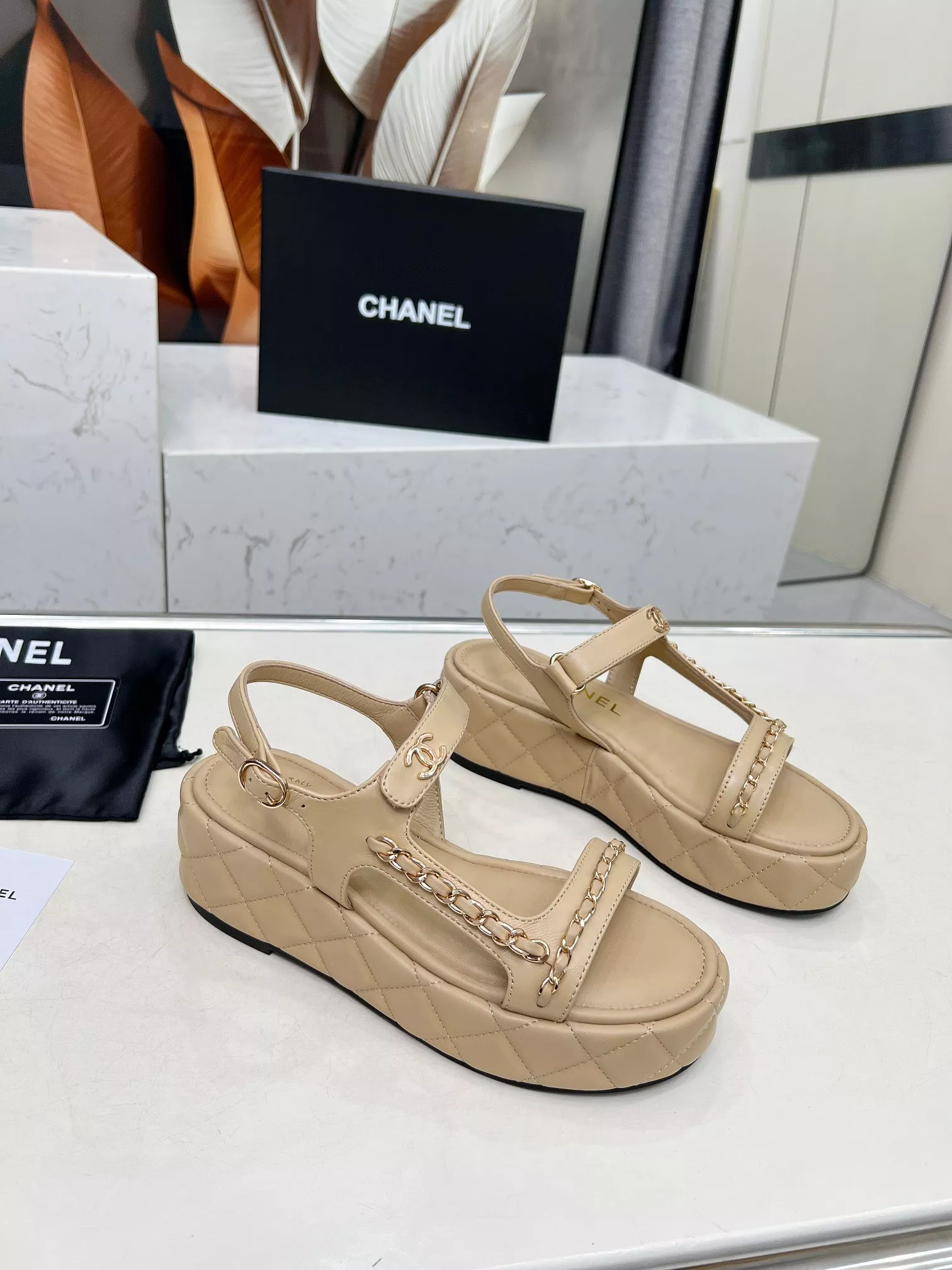 Chanel Sandal For Women StreetReady 5541