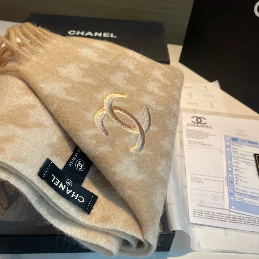 Chanel Scarves For Women Flexible 5328