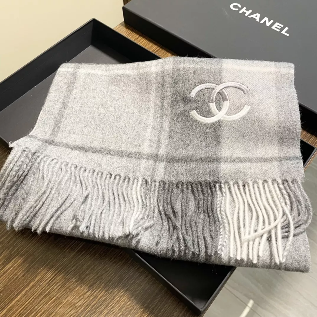 Chanel Scarves For Women Flexible 6879