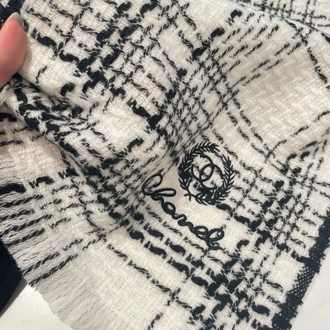 Chanel Scarves For Women Lightweight 9826