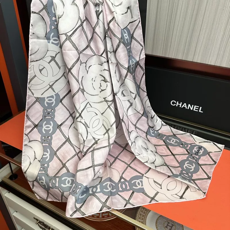 Chanel Silk Squares Durable 8177