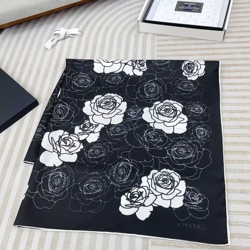Chanel Silk Squares Durable 8584