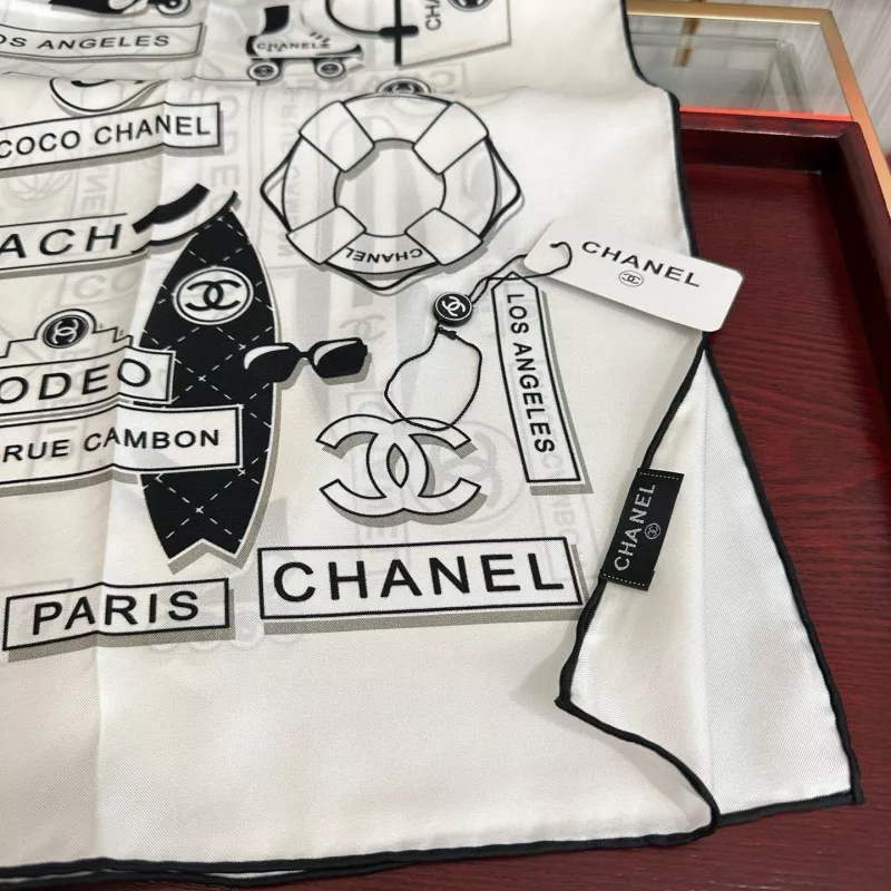 Chanel Silk Squares Fashionable 8977