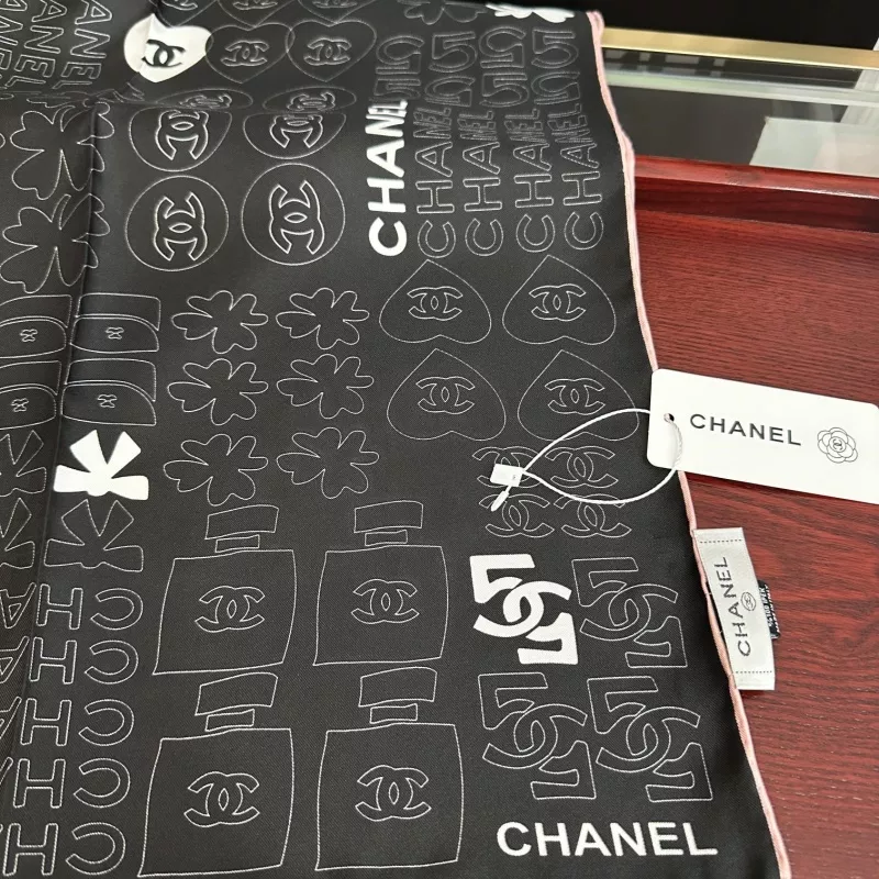 Chanel Silk Squares GoAnywhere 521