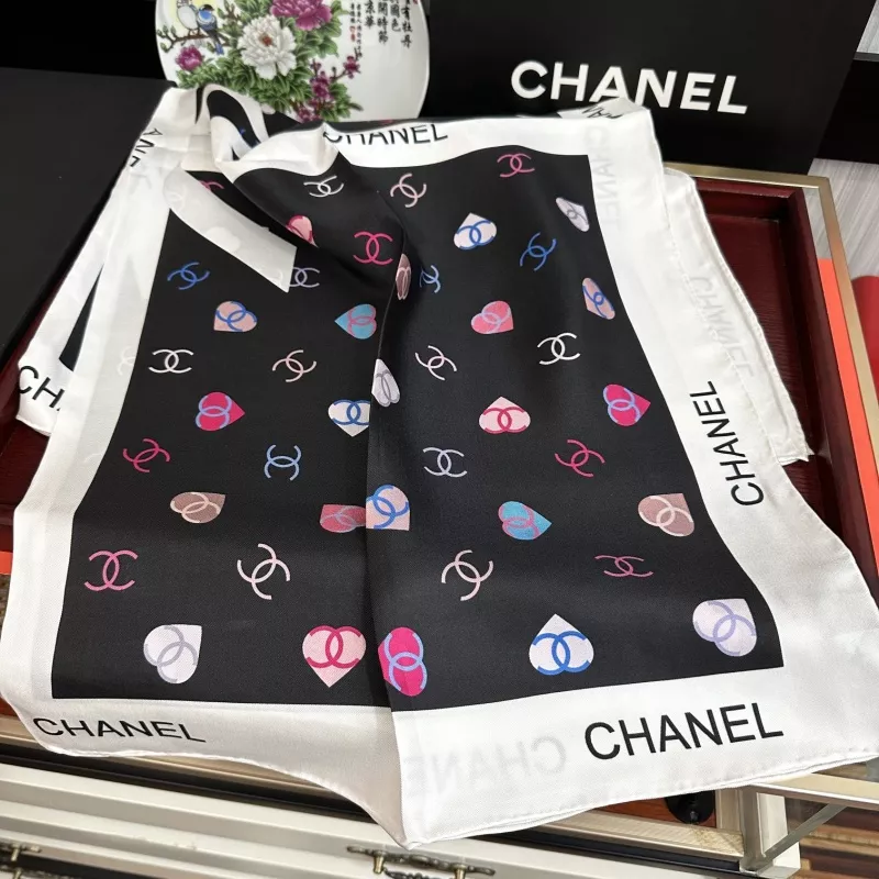 Chanel Silk Squares ModernLook 4235