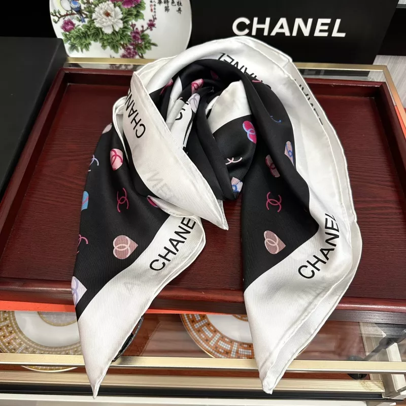 Chanel Silk Squares ModernLook 4235