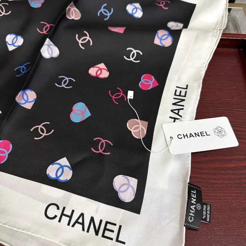 Chanel Silk Squares ModernLook 4235