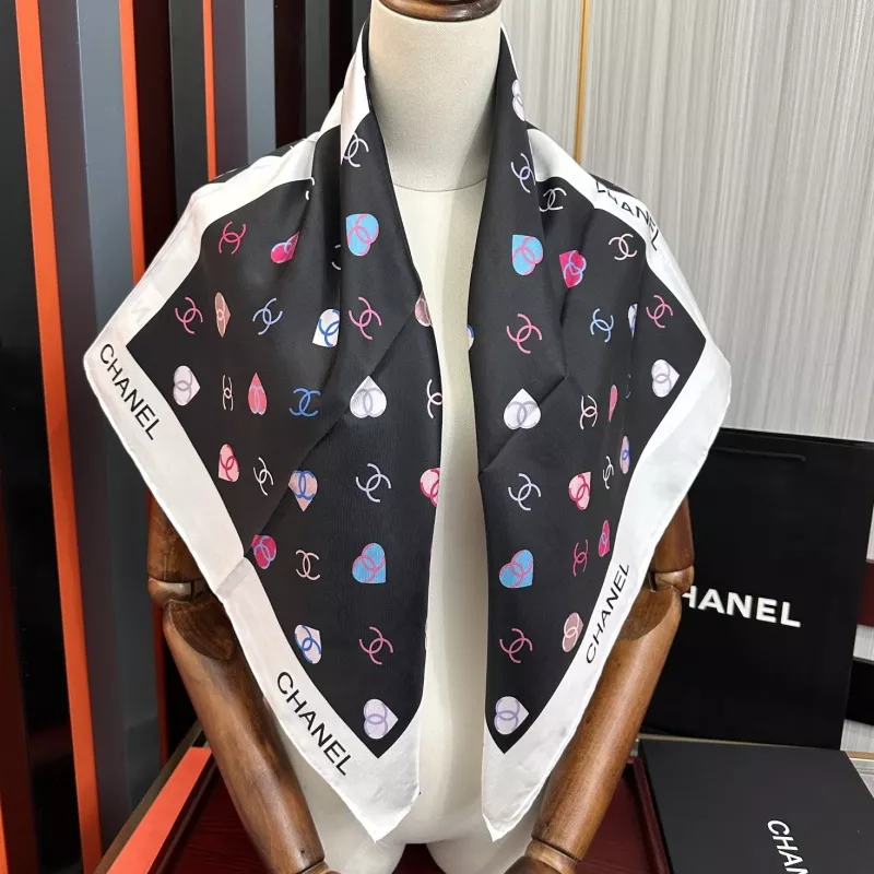 Chanel Silk Squares ModernLook 4235