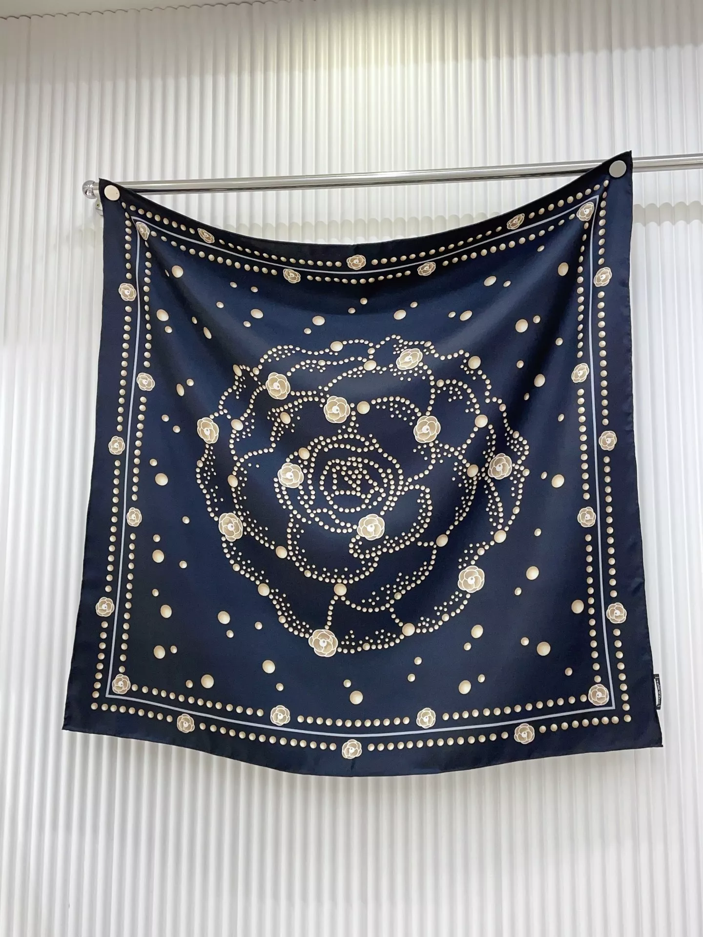 Chanel Silk Squares Popular 9118