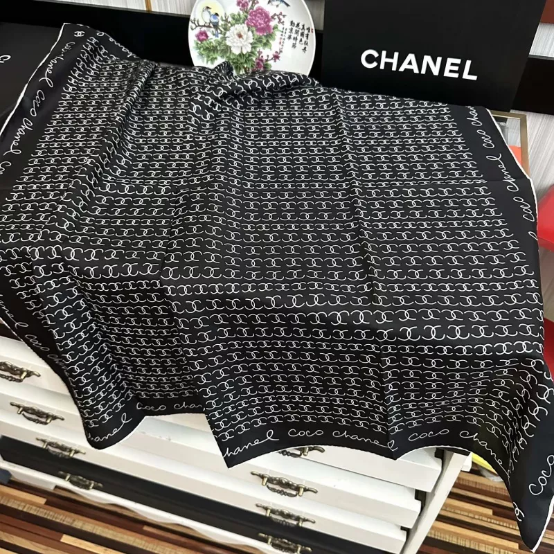 Chanel Silk Squares Practical 6130