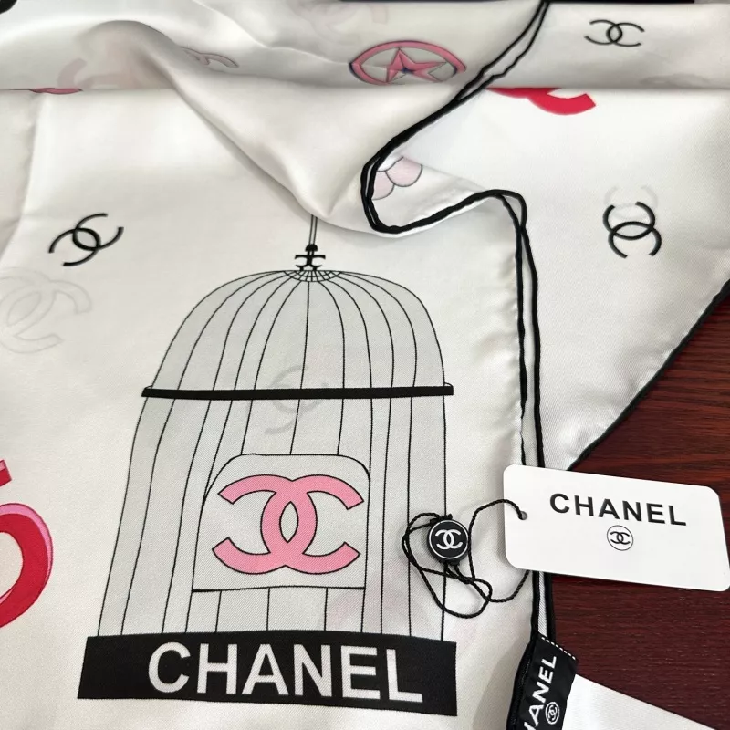 Chanel Silk Squares Resilient 8145
