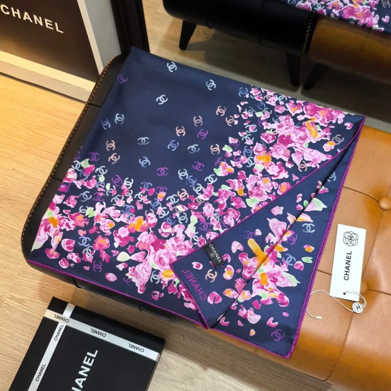 Chanel Silk Squares Trendy 4976