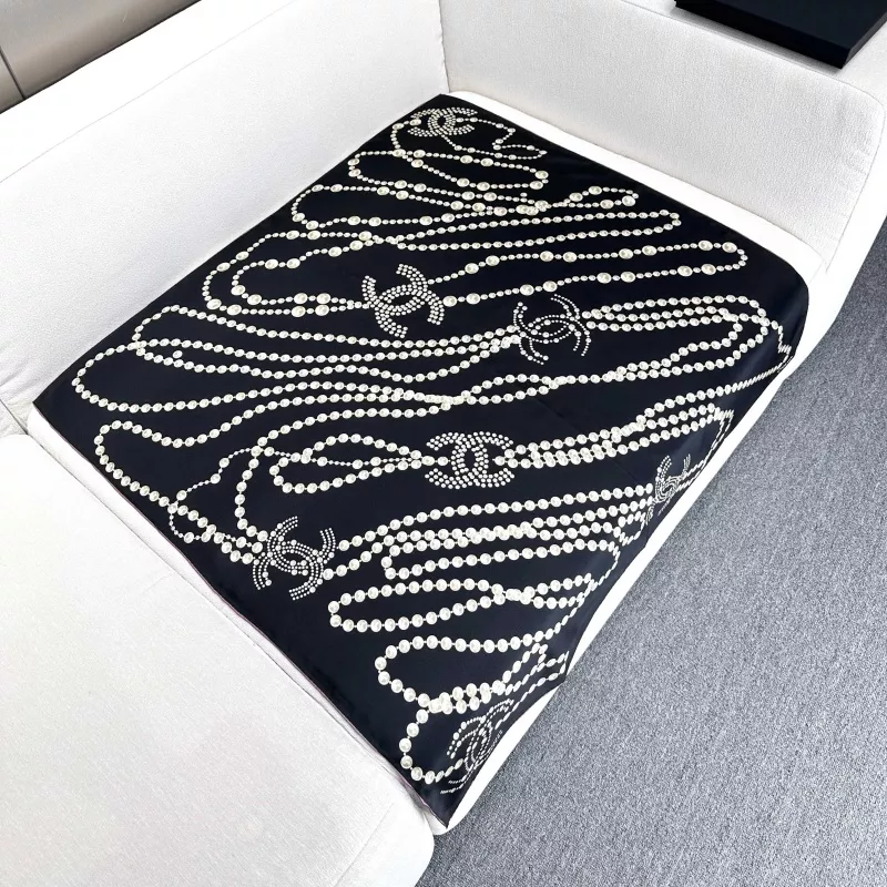 Chanel Silk Squares WellDesigned 8506