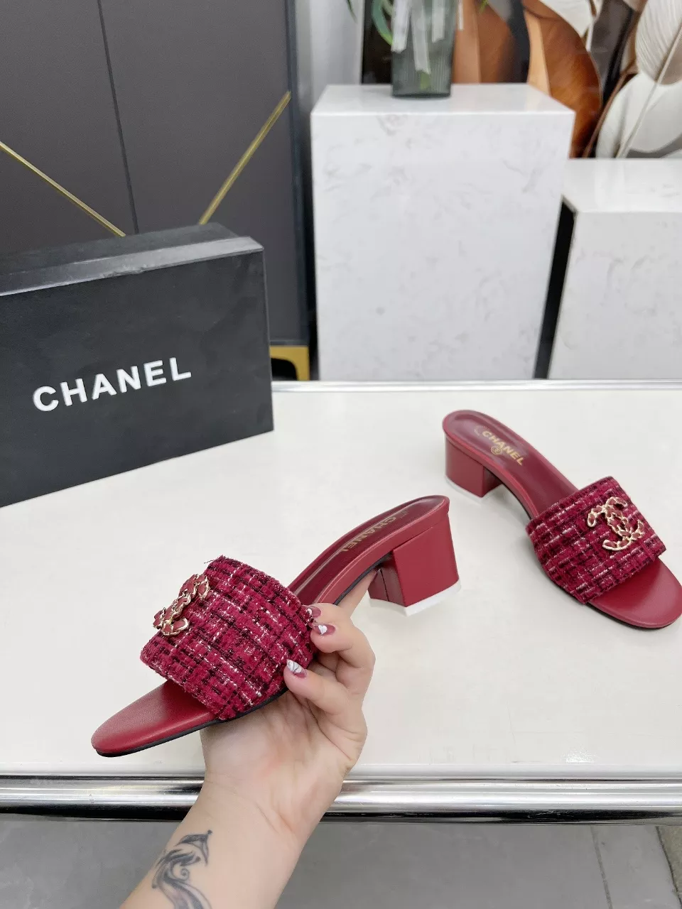 Chanel Slippers For Women AllSeason 1086