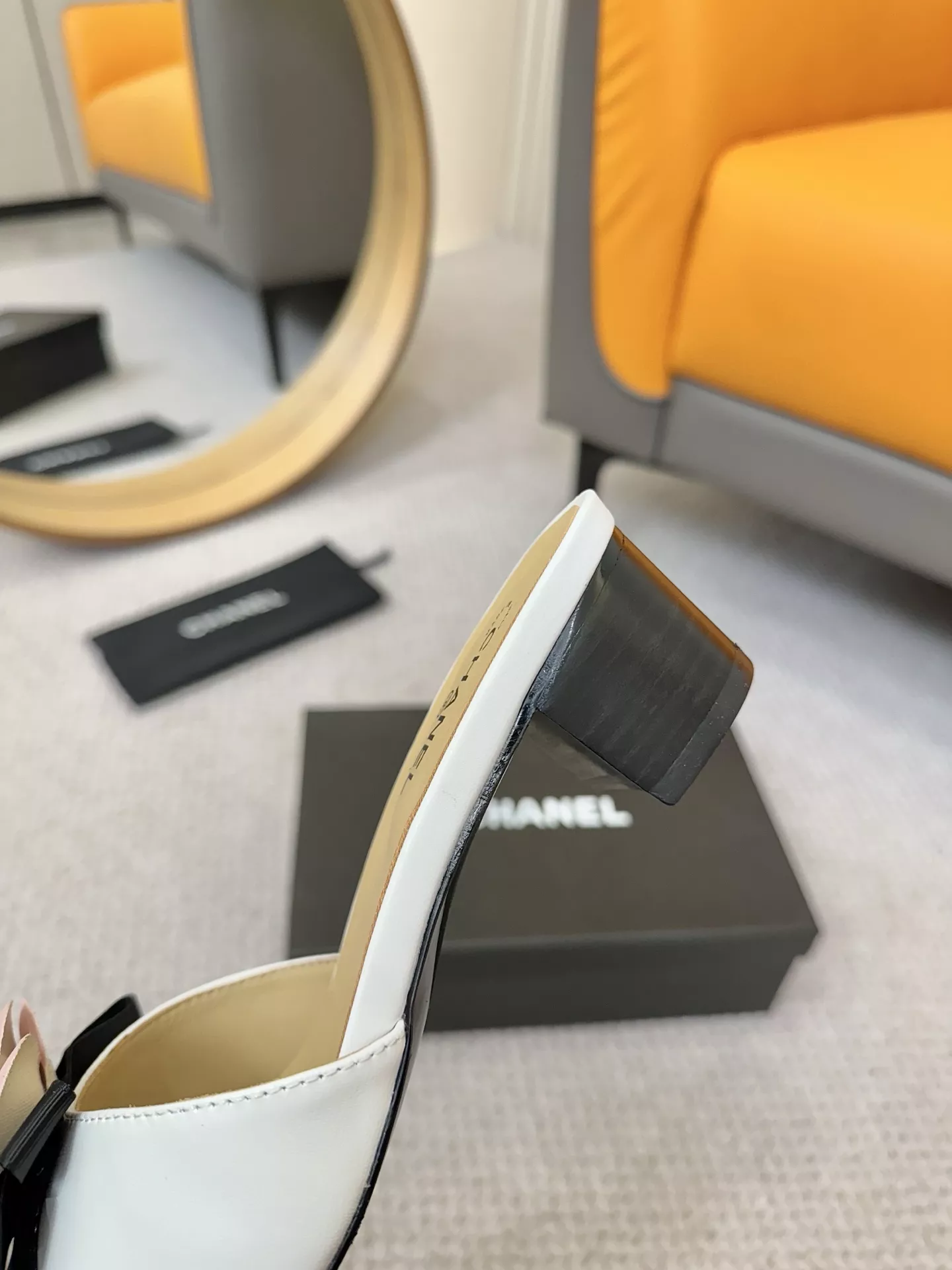 Chanel Slippers For Women Bold 9336