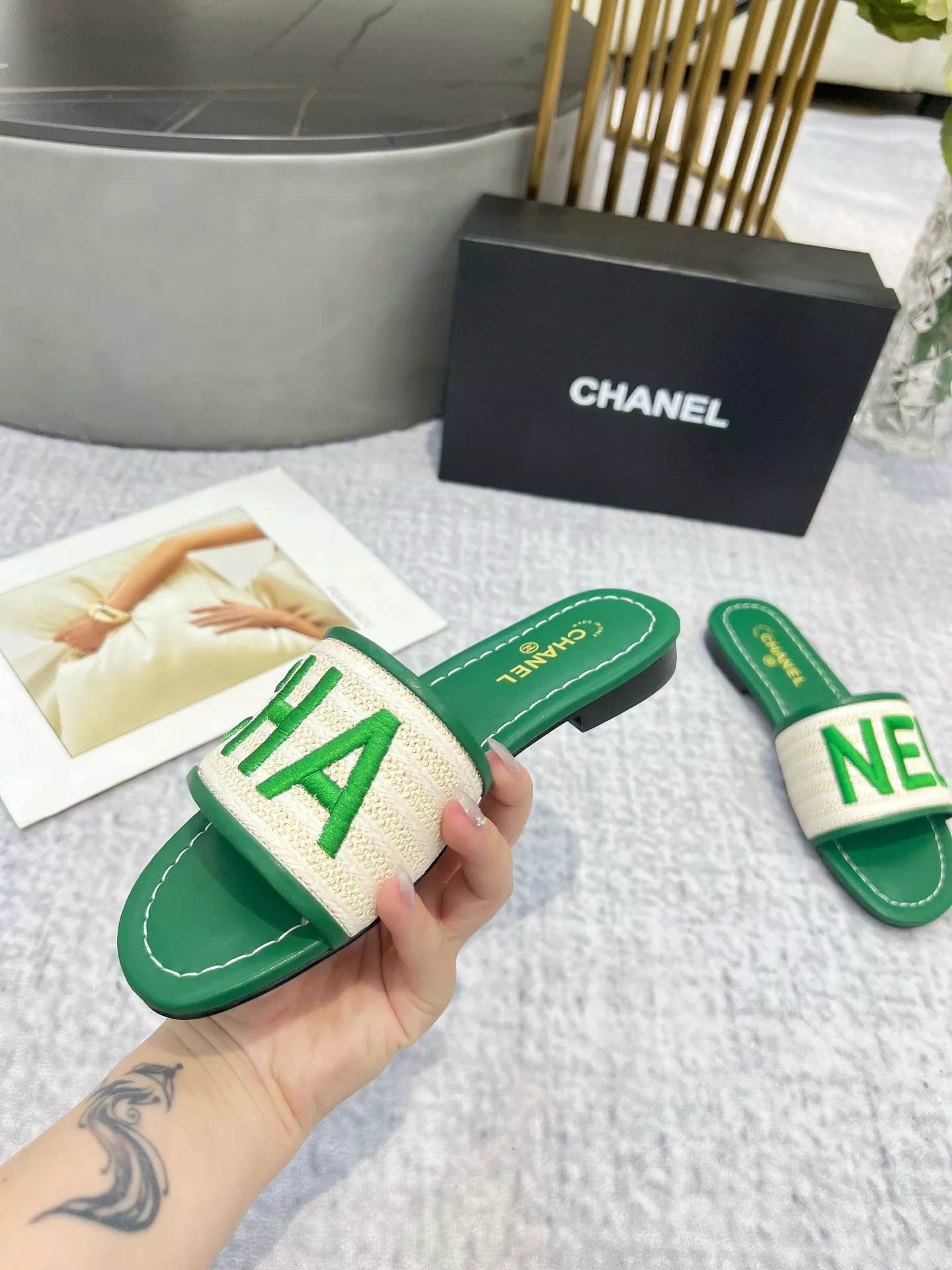 Chanel Slippers For Women Compact 2718