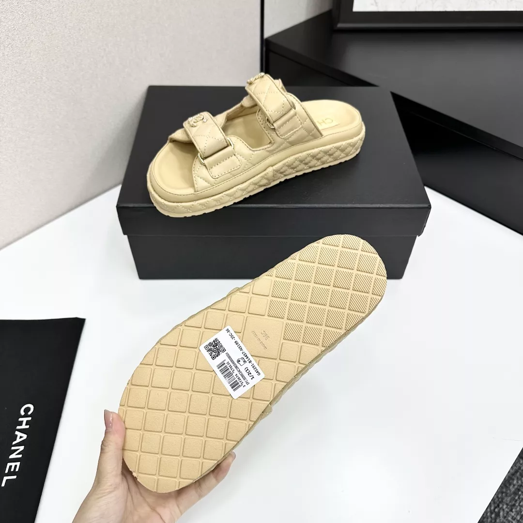 Chanel Slippers For Women DailyWear 9872