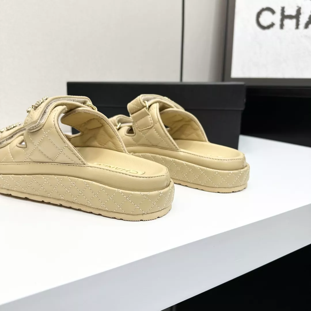 Chanel Slippers For Women DailyWear 9872