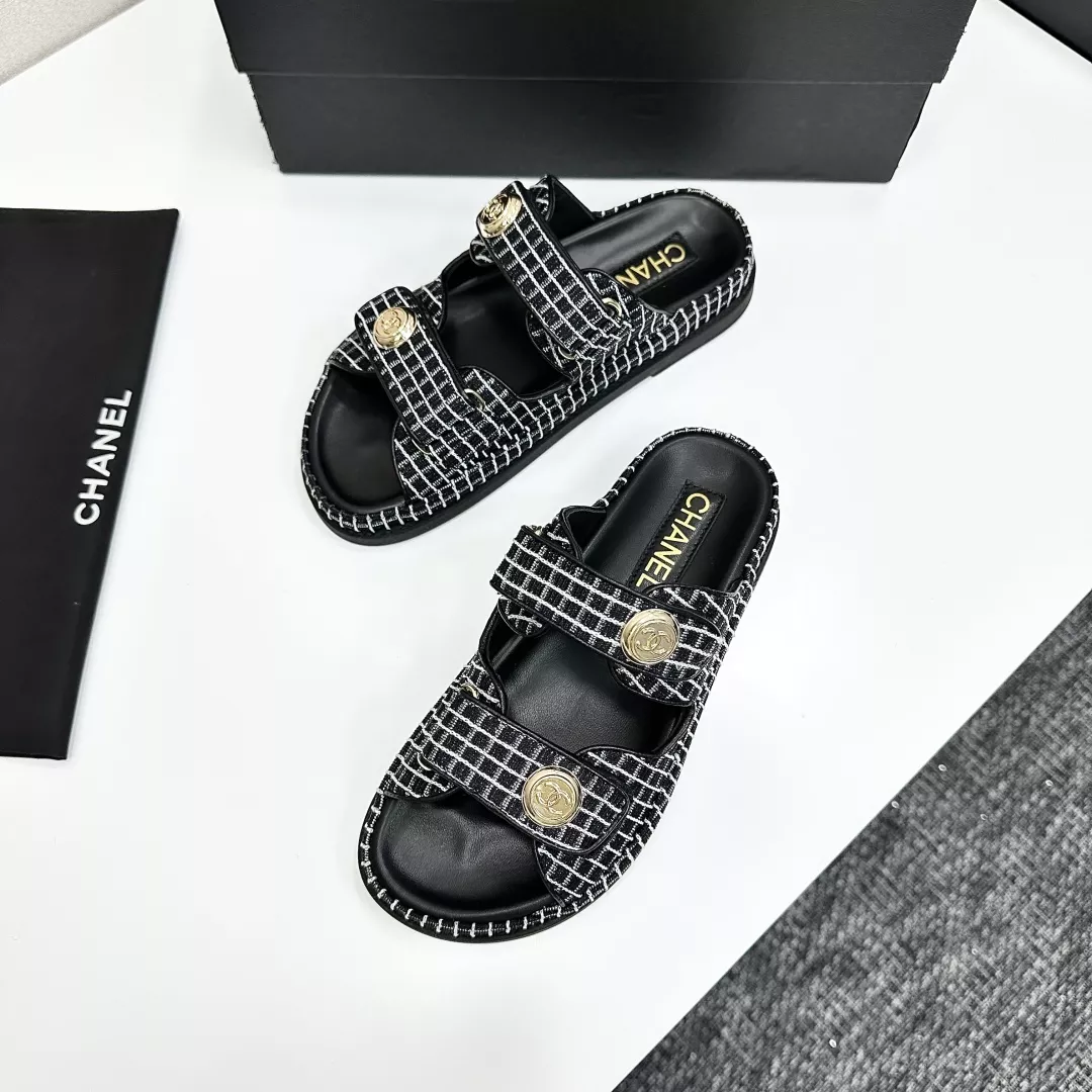Chanel Slippers For Women EasyMatch 1524