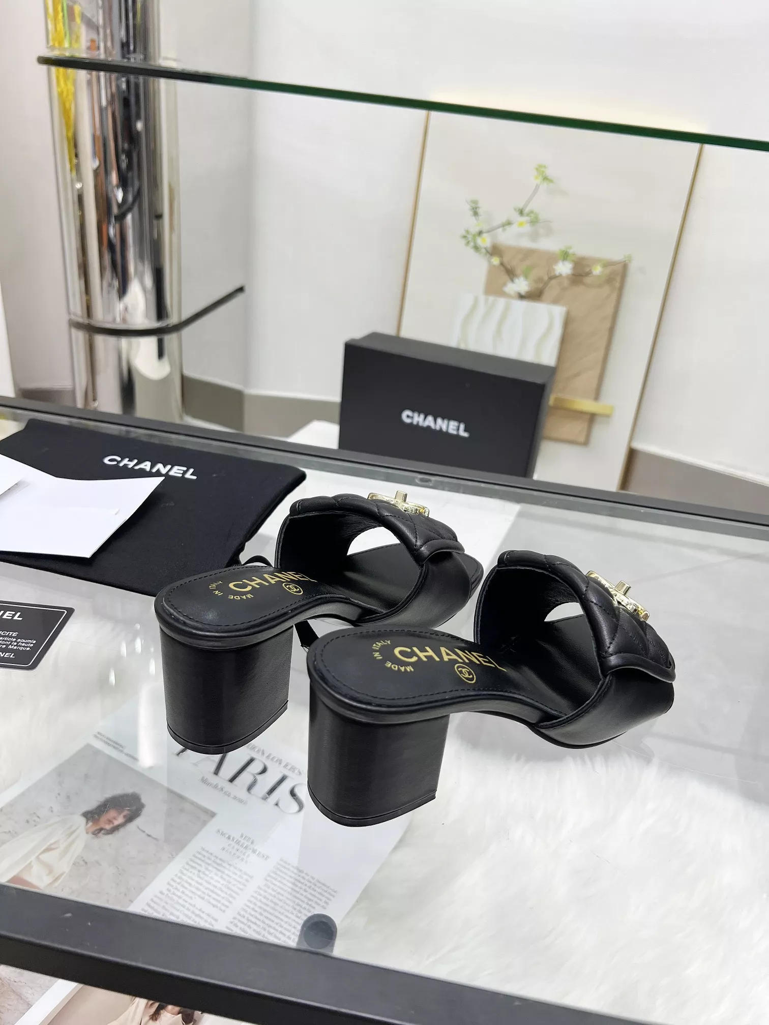 Chanel Slippers For Women Fashionable 2097