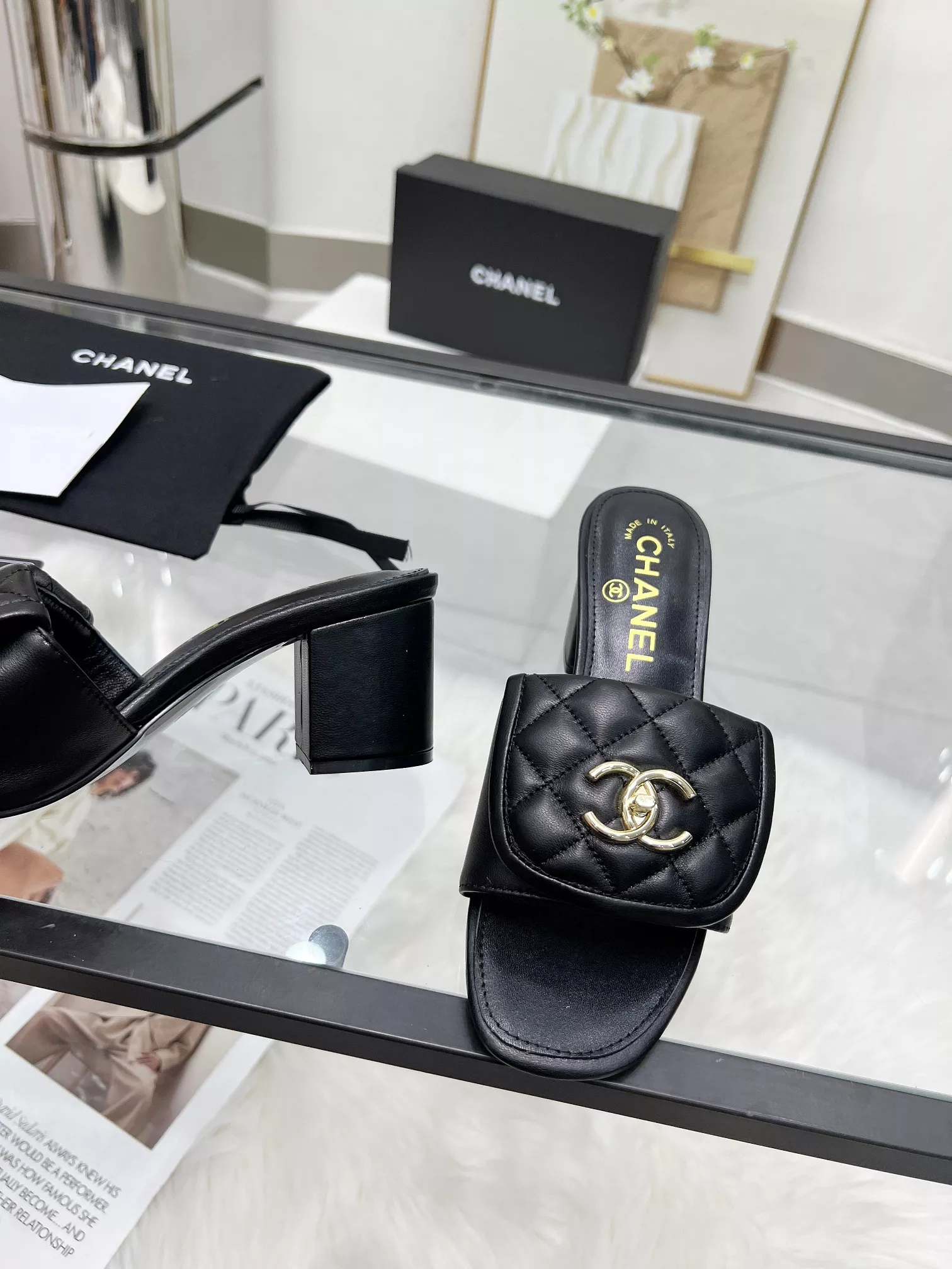 Chanel Slippers For Women Fashionable 2097