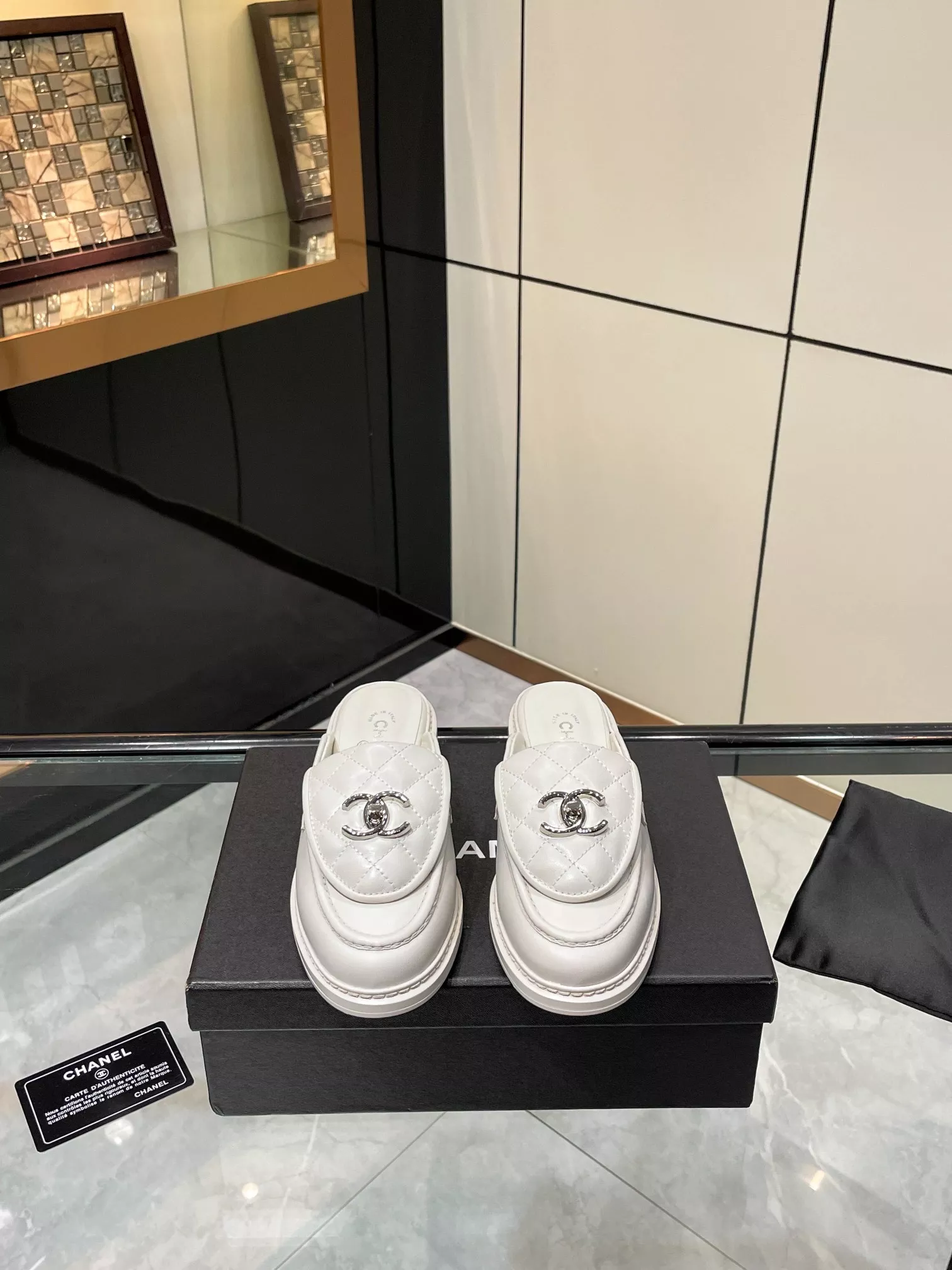 Chanel Slippers For Women Functional 2055