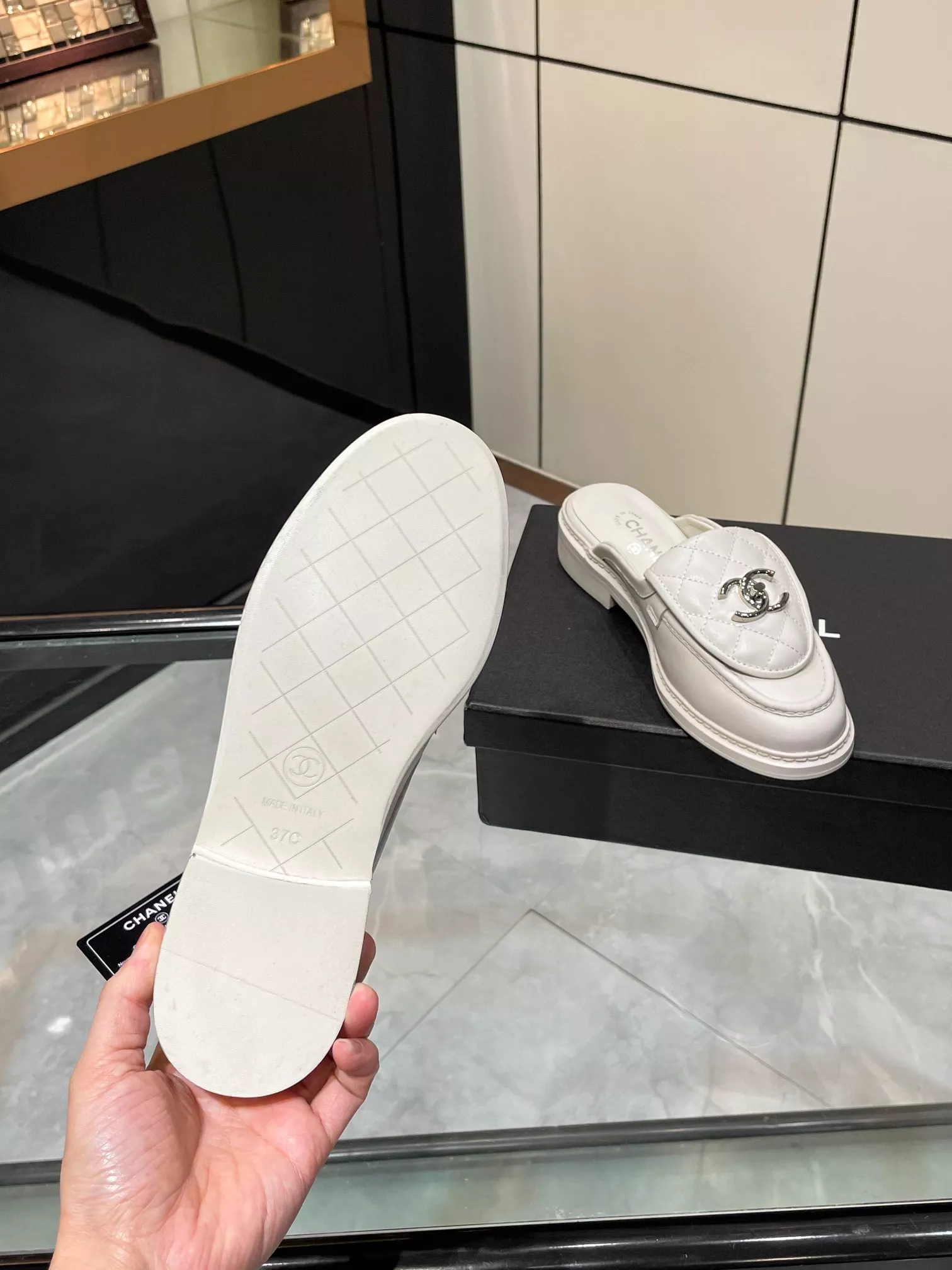 Chanel Slippers For Women Functional 2055