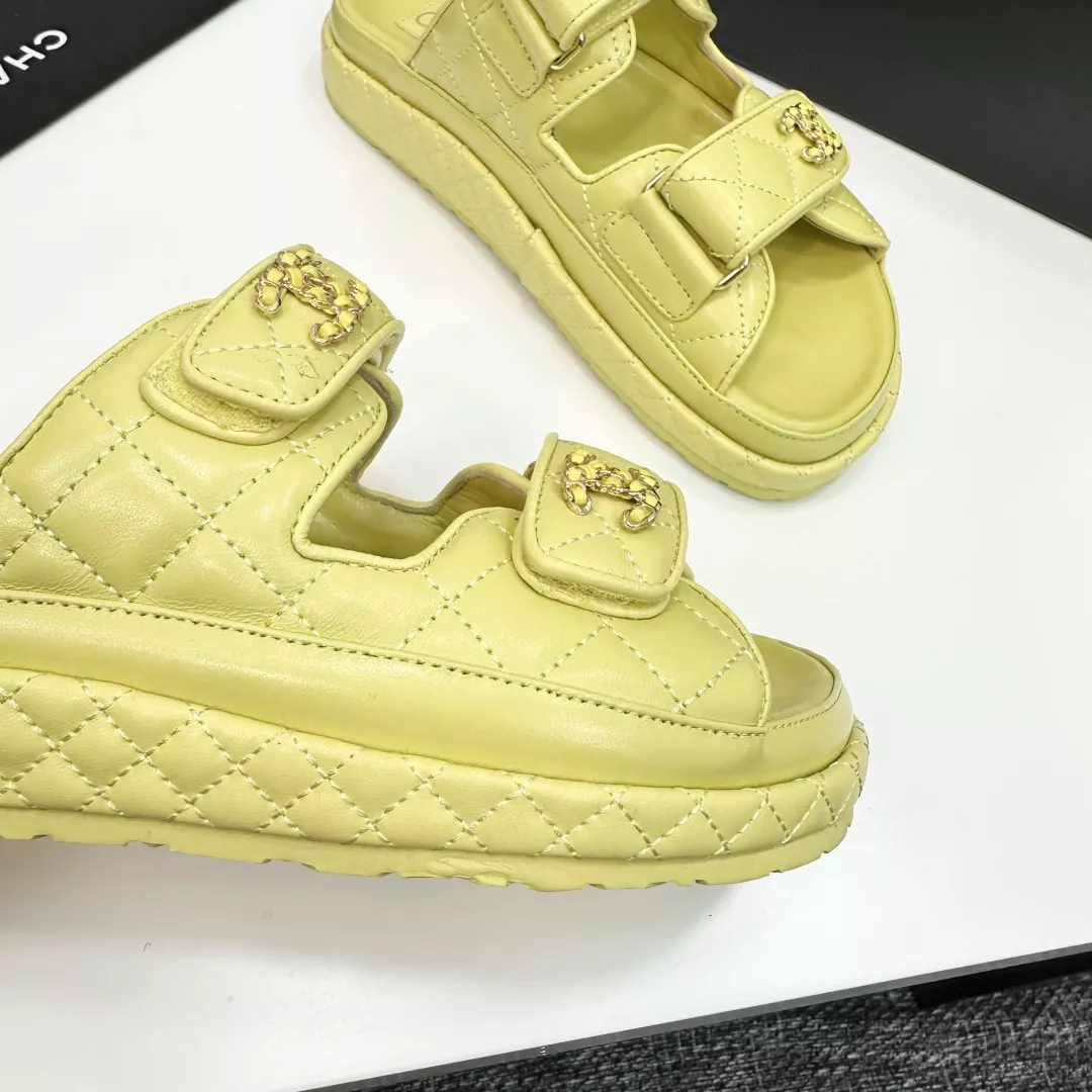 Chanel Slippers For Women Functional 4196