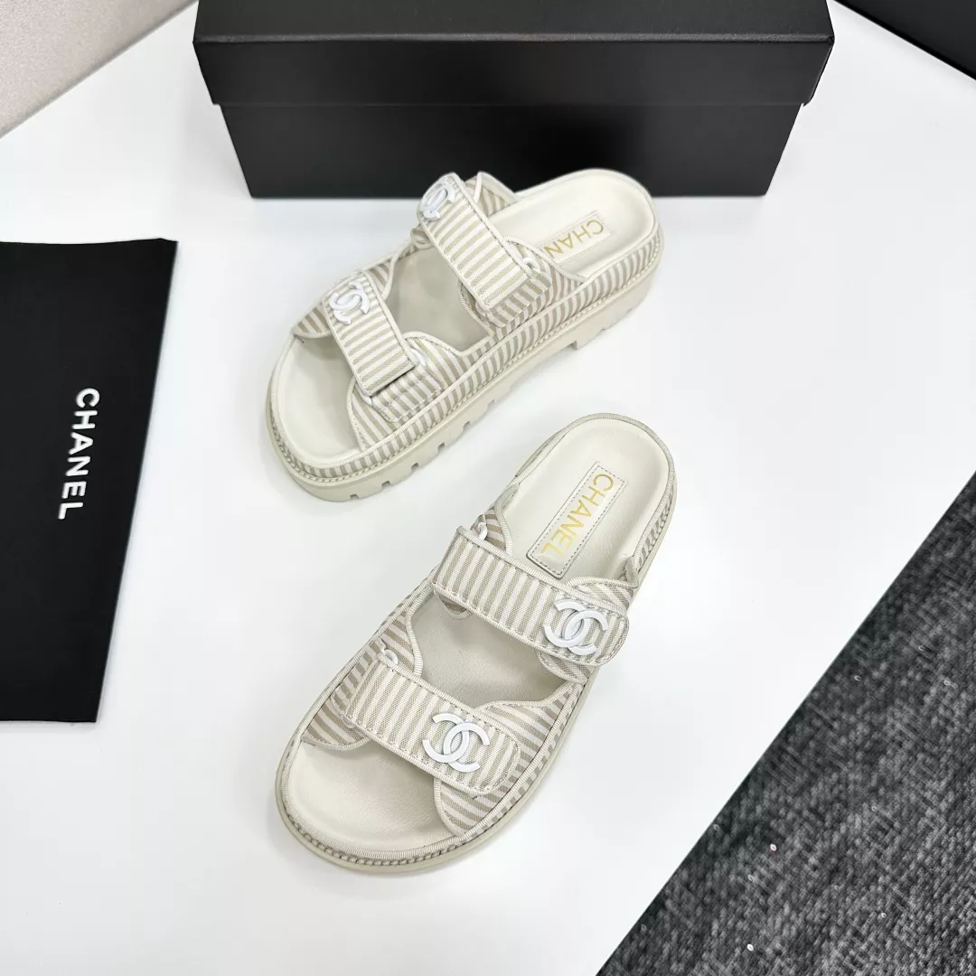 Chanel Slippers For Women GoAnywhere 1372