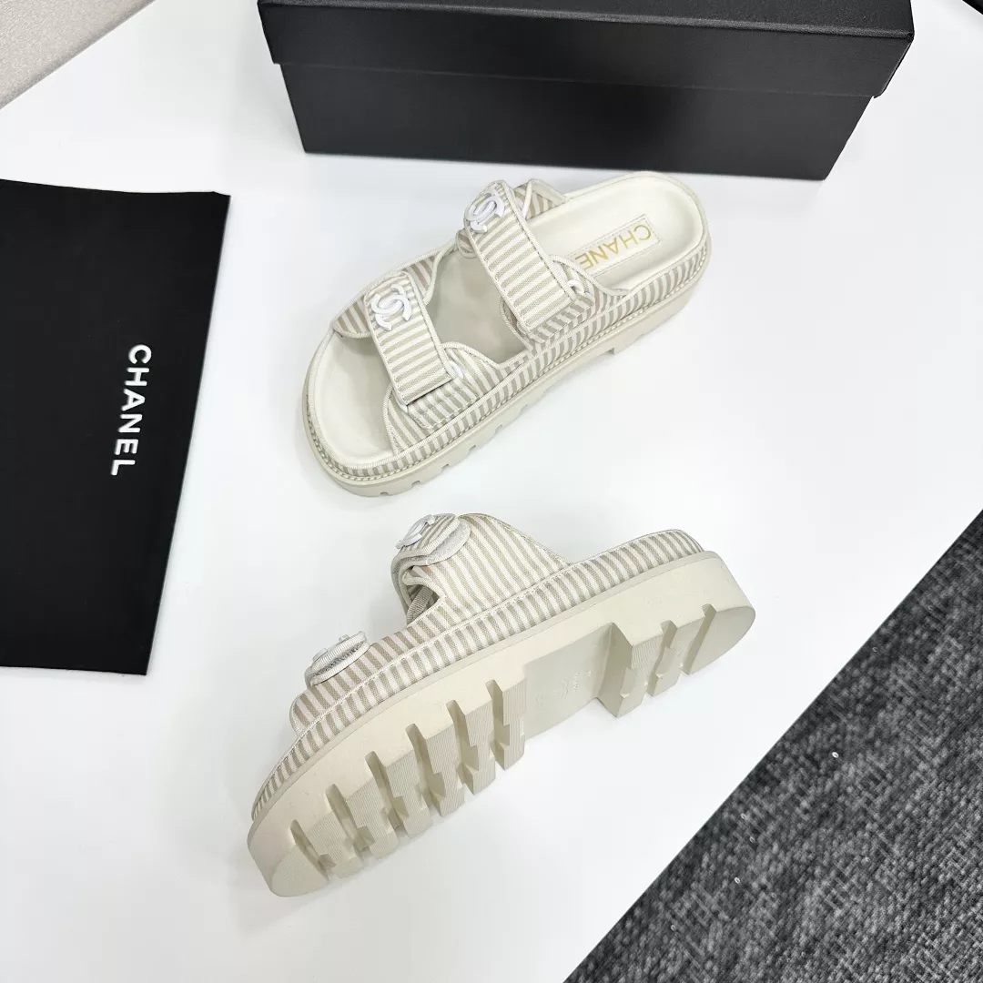 Chanel Slippers For Women GoAnywhere 1372