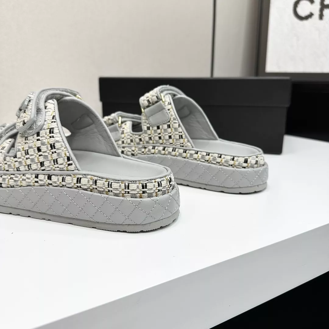 Chanel Slippers For Women Lightweight 1535