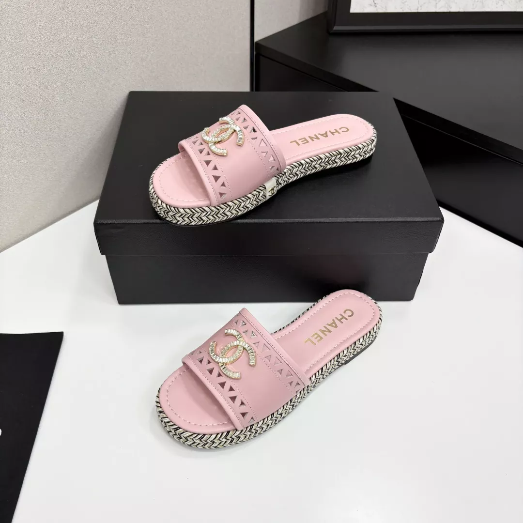 Chanel Slippers For Women Modern 2461