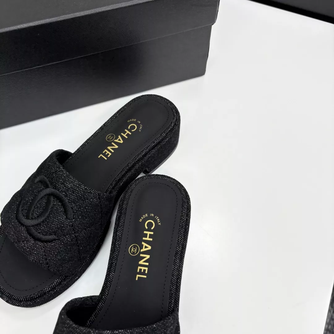 Chanel Slippers For Women Practical 2723