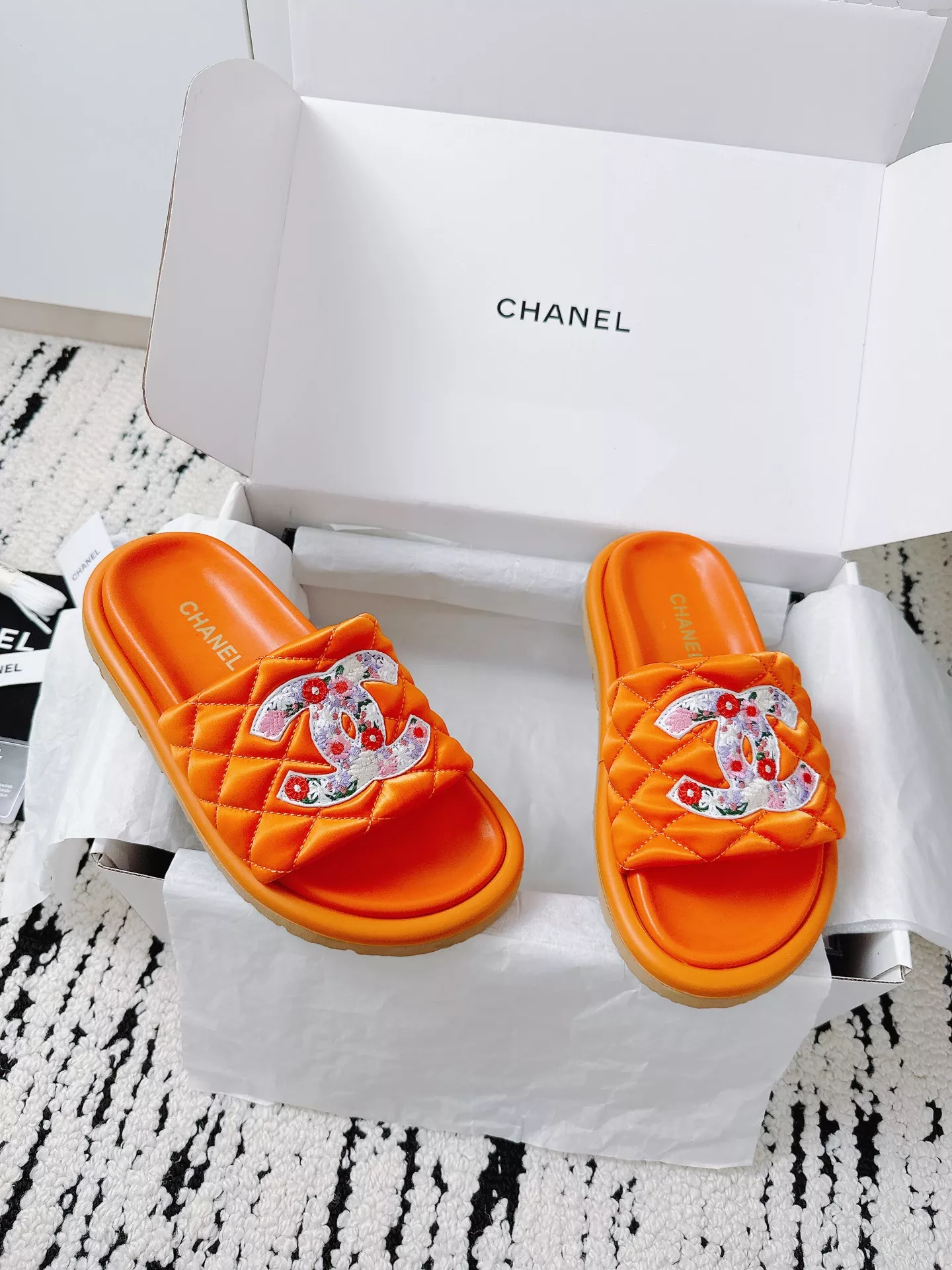 Chanel Slippers For Women Practical 4837