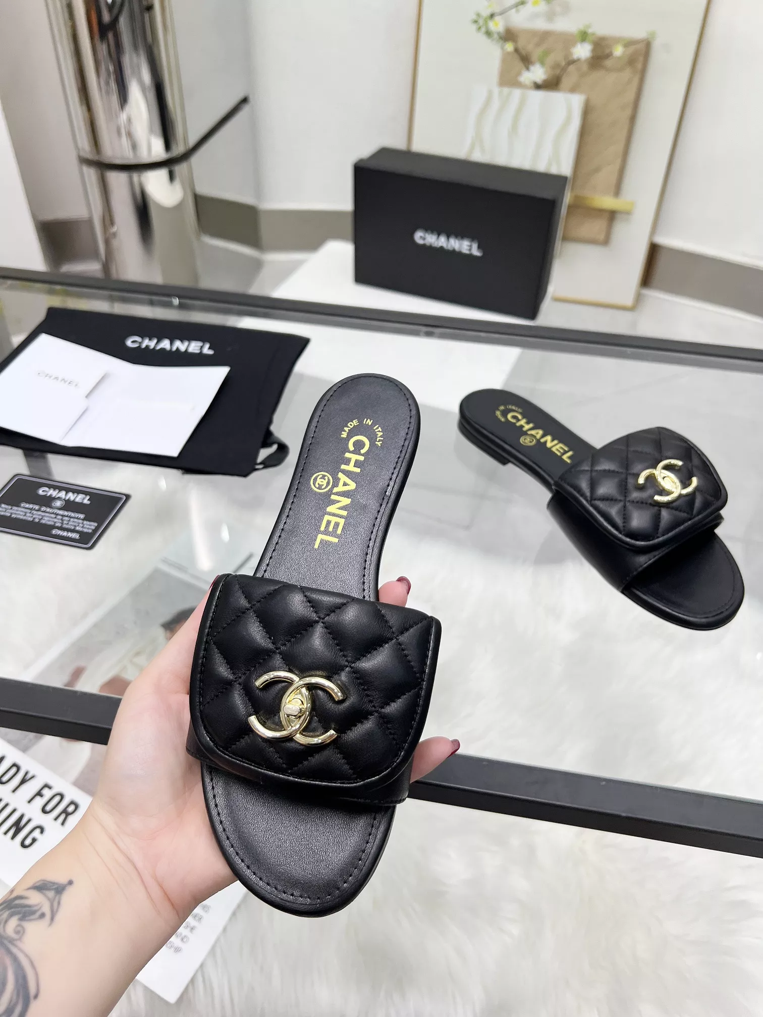 Chanel Slippers For Women Resilient 268